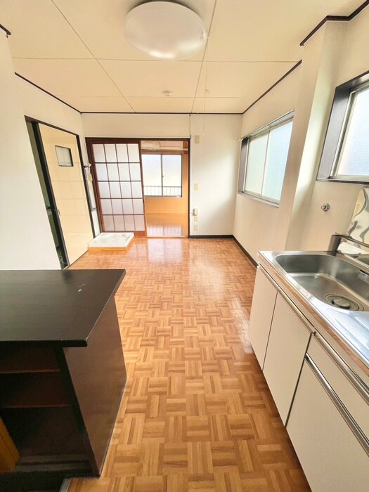 物件内観写真18　(廊下)