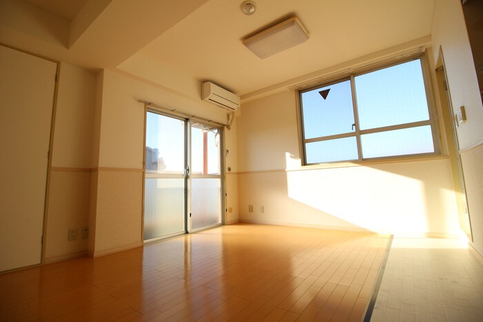 物件内観写真7　(居室)