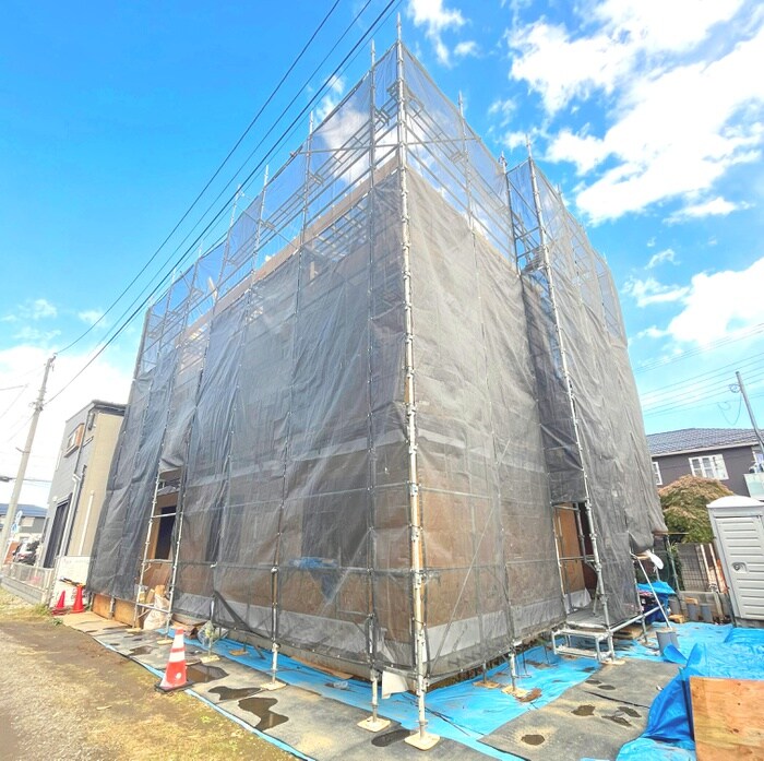 物件外観写真2　(建築中)