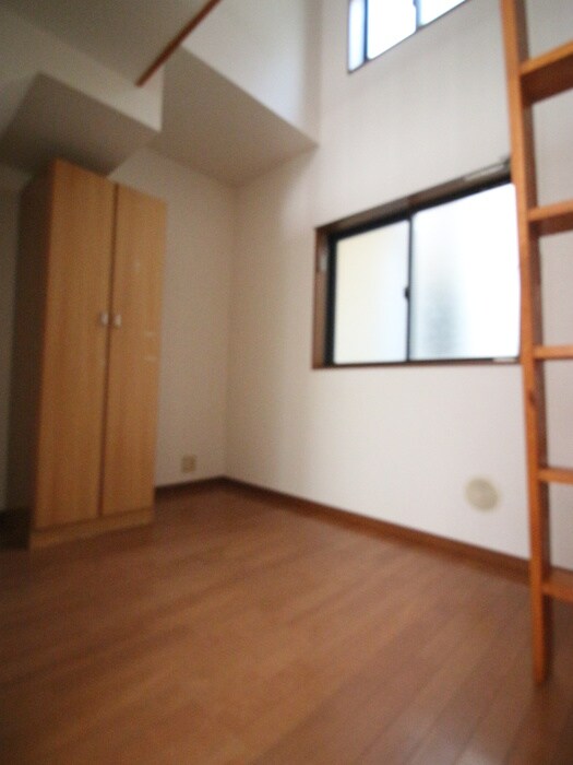 物件内観写真5　(居室)