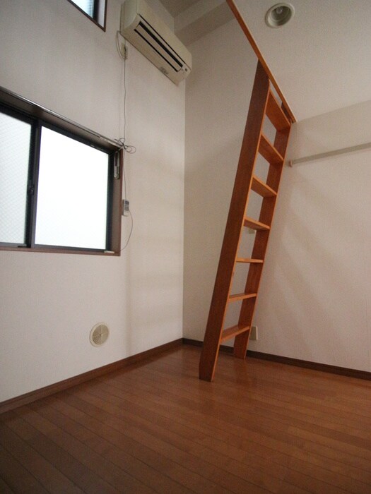 物件内観写真7　(居室)