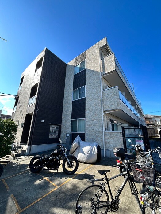 物件外観写真6　(外観写真)