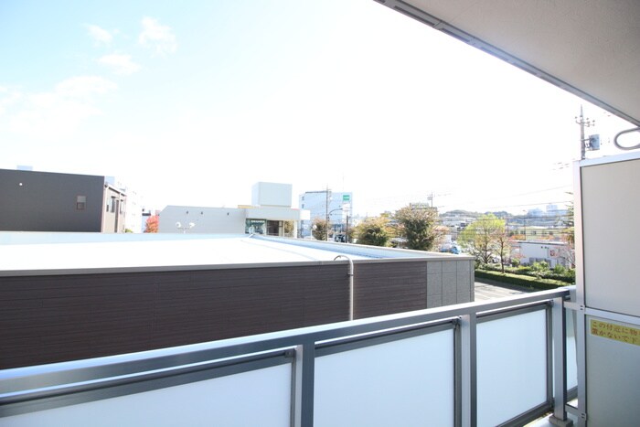 物件内観写真22　(室内からの展望)