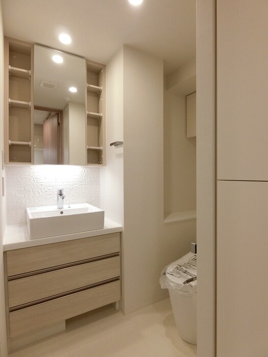 物件内観写真10　(洗面)