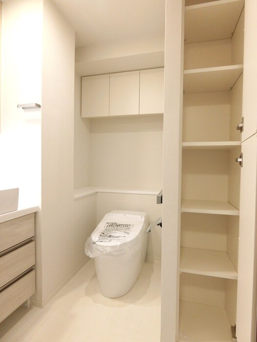 物件内観写真12　(トイレ)