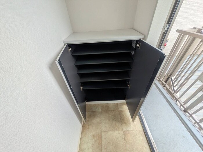 物件内観写真14　(靴箱)