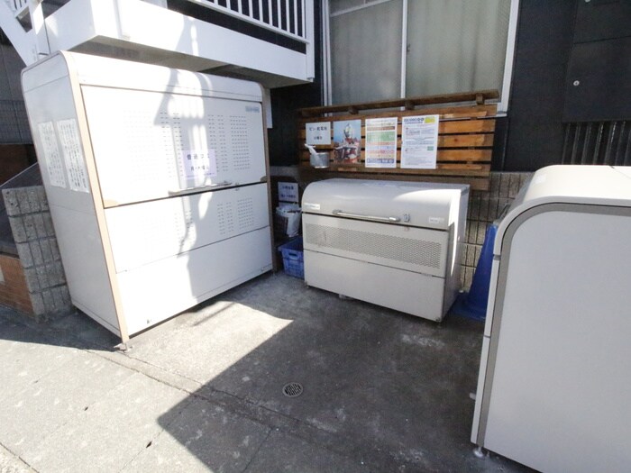 物件外観写真3　(建物設備)