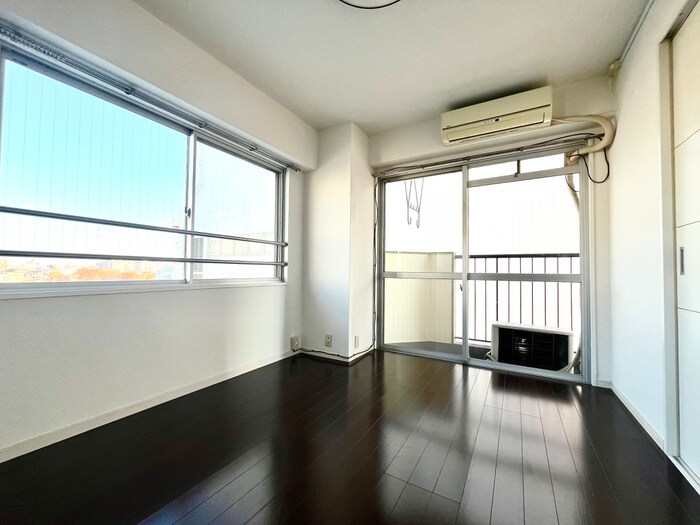 物件内観写真10　(居室)