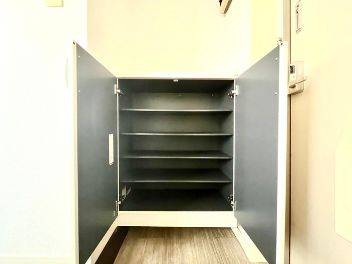 物件内観写真20　(靴箱)