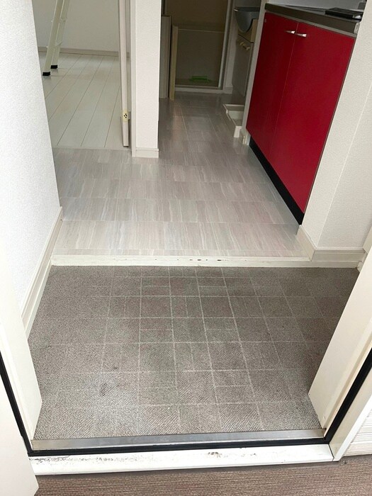 物件内観写真17　(玄関)