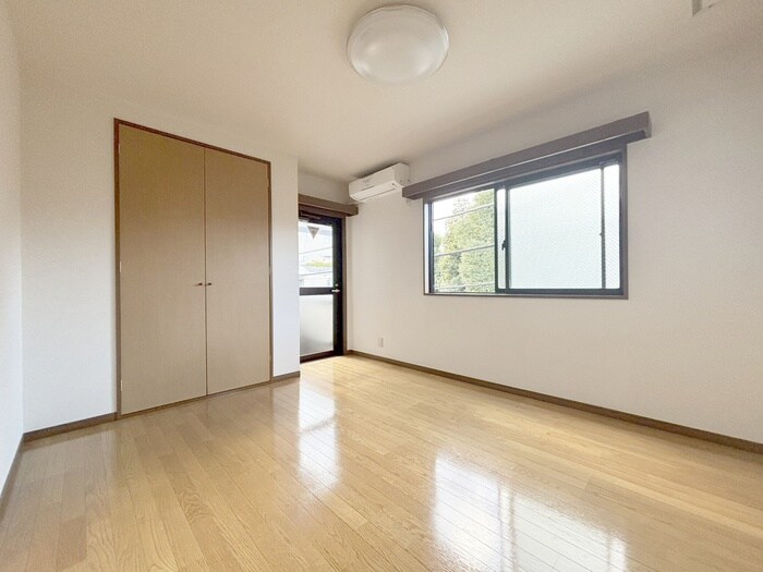 物件内観写真5　(居室)