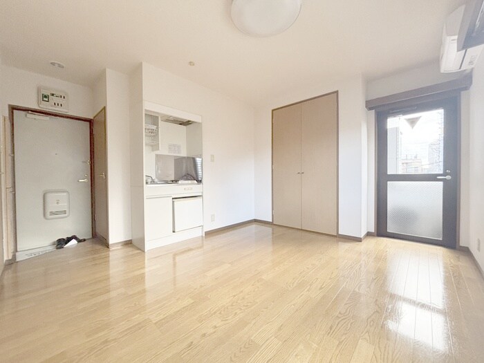 物件内観写真6　(居室)