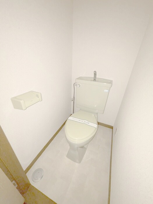 物件内観写真11　(トイレ)