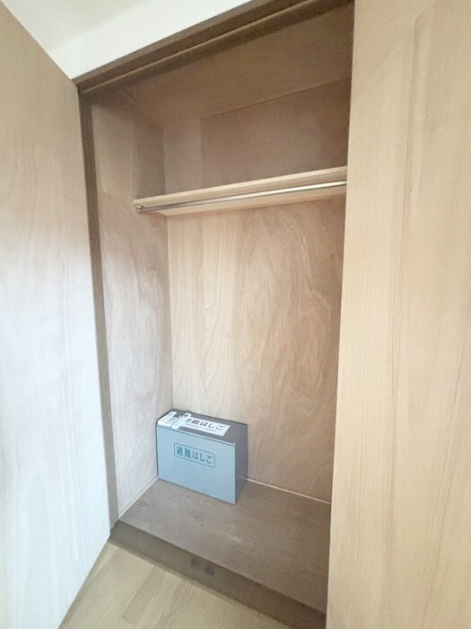 物件内観写真16　(収納)