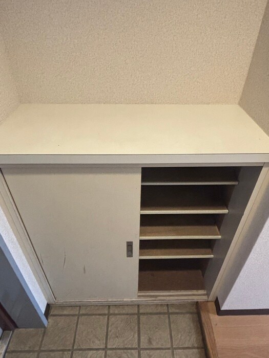 物件内観写真7　(靴箱)