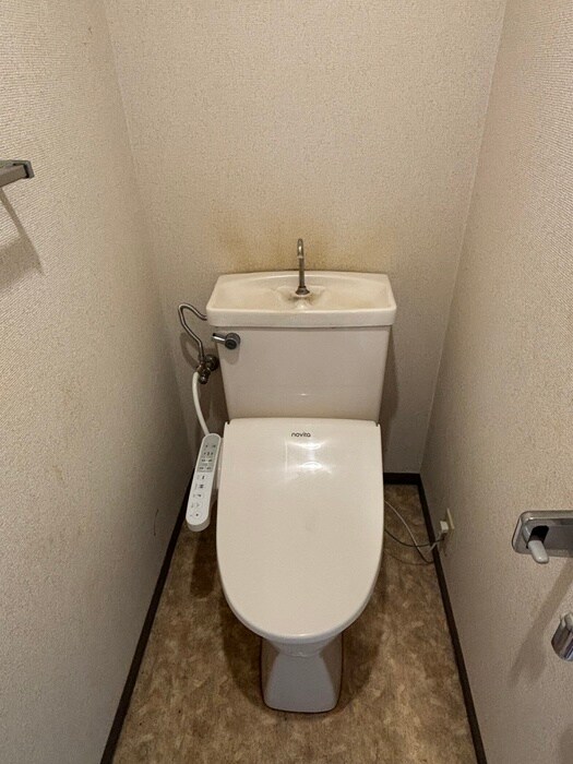 物件内観写真10　(トイレ)