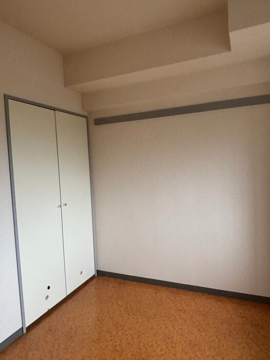 物件内観写真21　(居室)