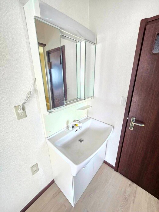 物件内観写真12　(洗面)