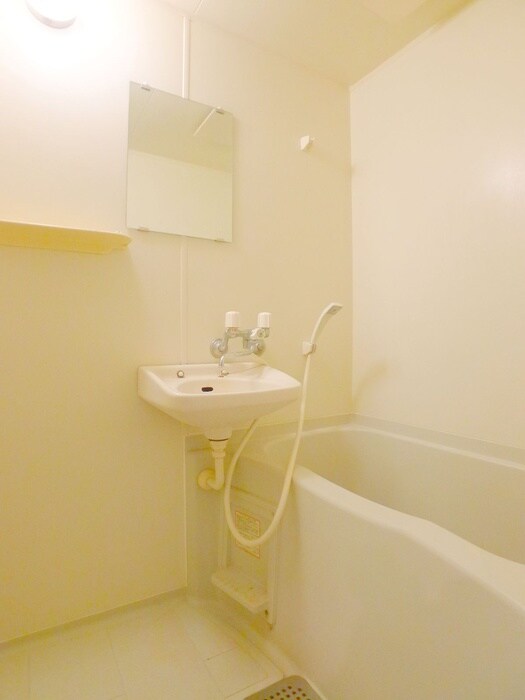 物件内観写真13　(バス／シャワールーム等)