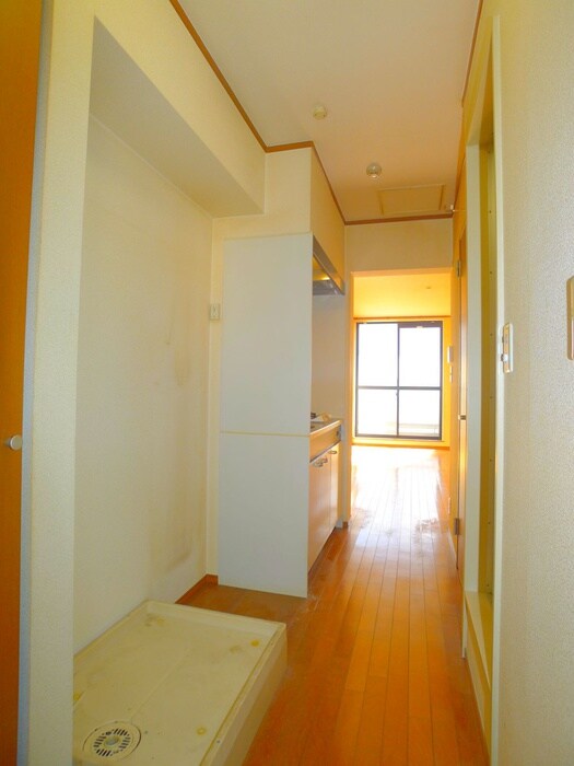 物件内観写真15　(廊下)