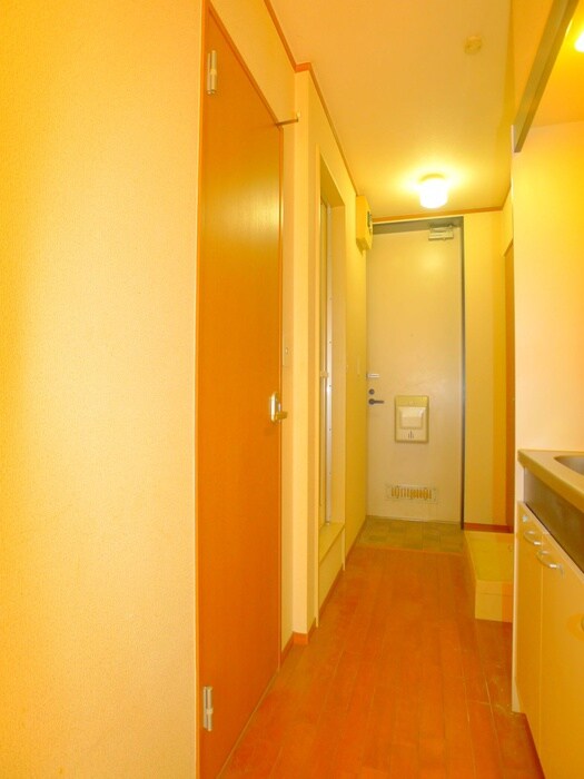 物件内観写真21　(廊下)