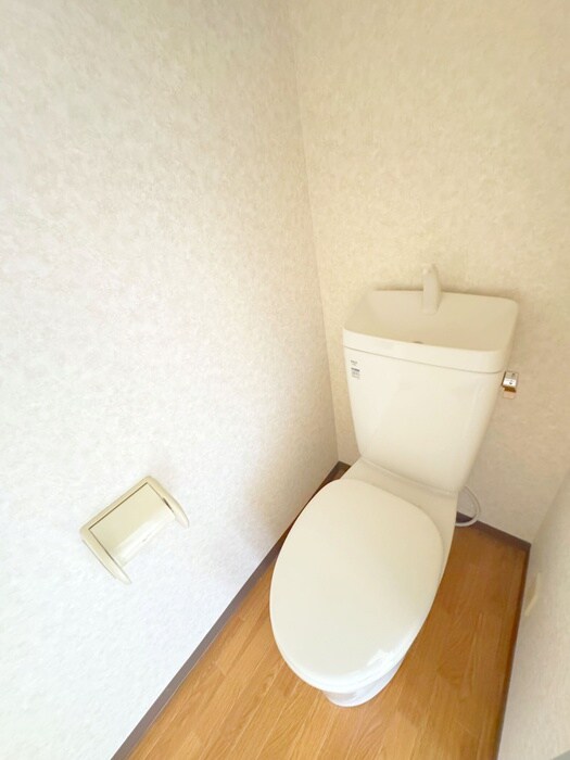 物件内観写真13　(トイレ)