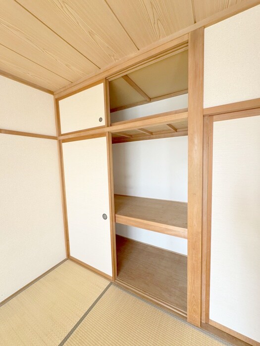 物件内観写真16　(収納)