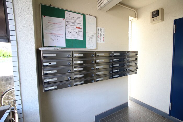 物件外観写真4　(建物設備)