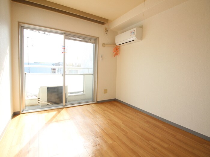 物件内観写真12　(居室)