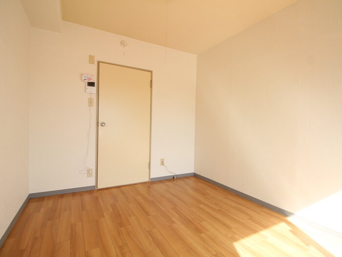 物件内観写真18　(居室)