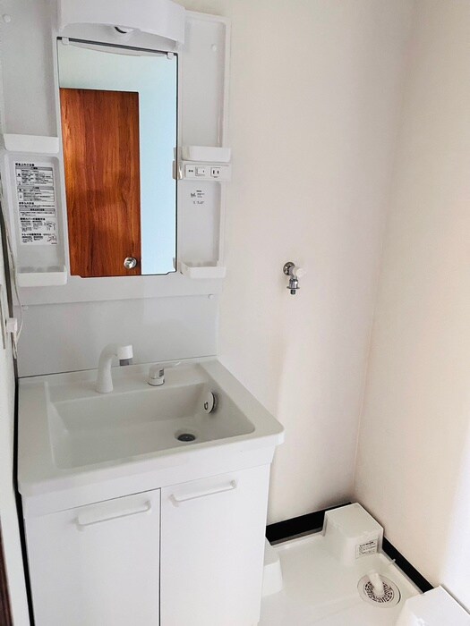 物件内観写真13　(洗面)