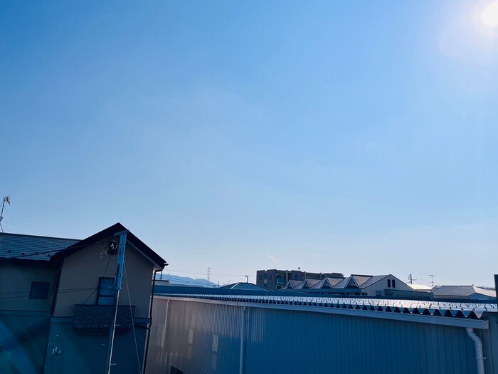 物件内観写真16　(室内からの展望)