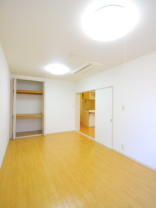 物件内観写真11　(居室)