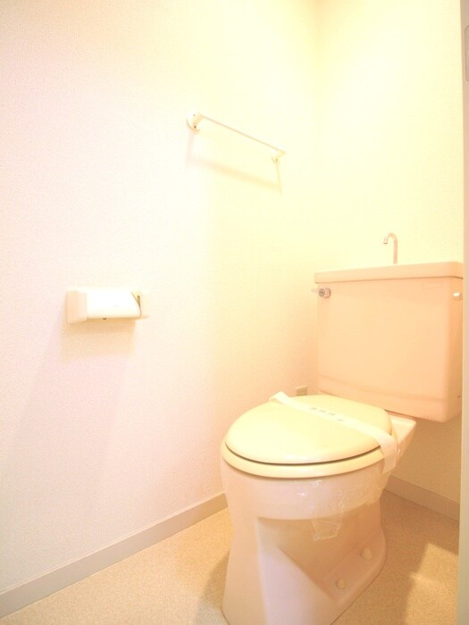 物件内観写真17　(トイレ)