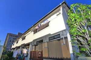 第一ヒカリコ－ポ外観写真