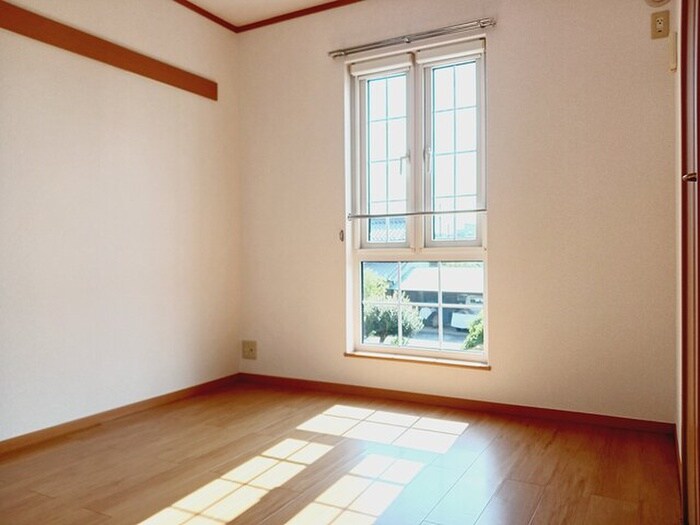 物件内観写真6　(居室)