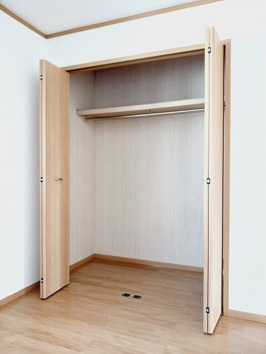 物件内観写真7　(収納)