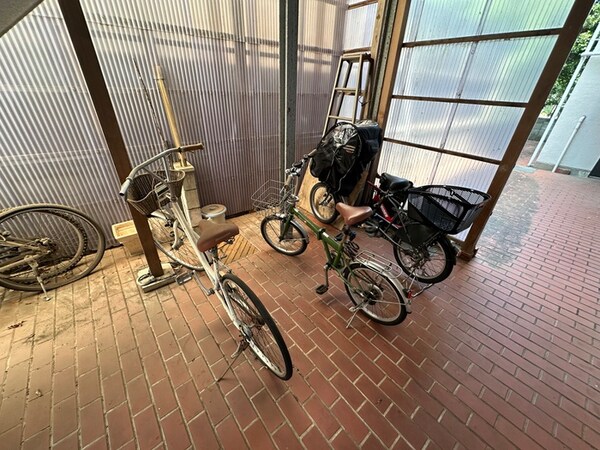 駐輪場
