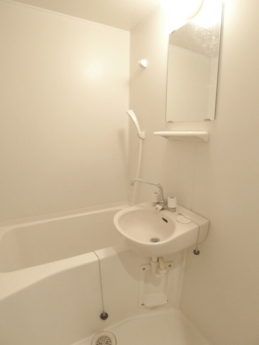 物件内観写真9　(洗面)