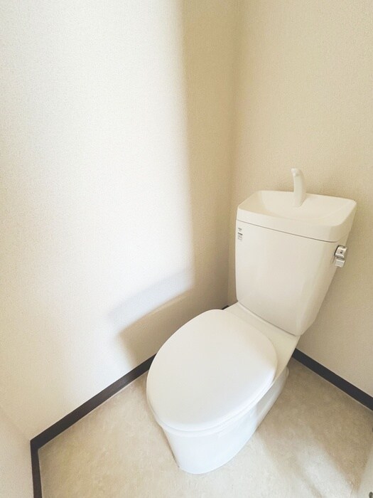 物件内観写真15　(トイレ)