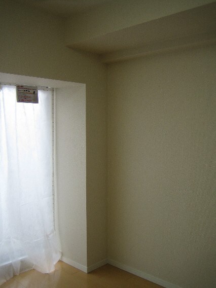 物件内観写真4　(居室)