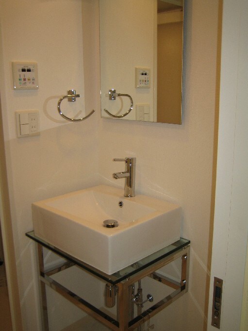 物件内観写真7　(洗面)