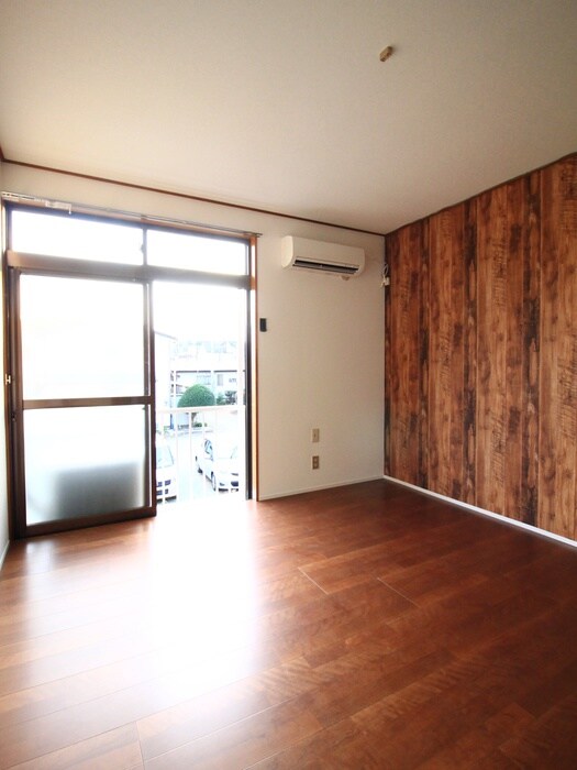 物件内観写真8　(居室)