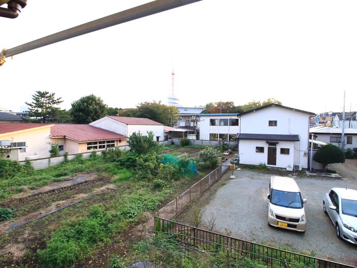 物件内観写真15　(室内からの展望)