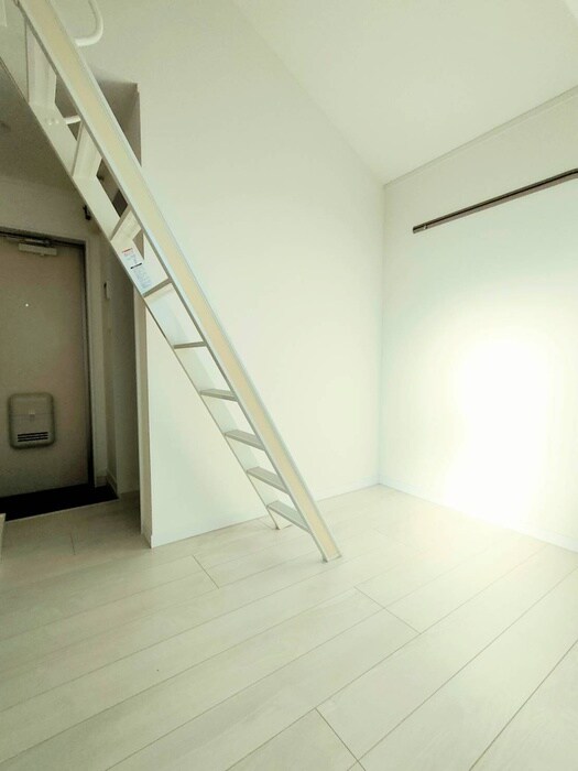 物件内観写真15　(居室)