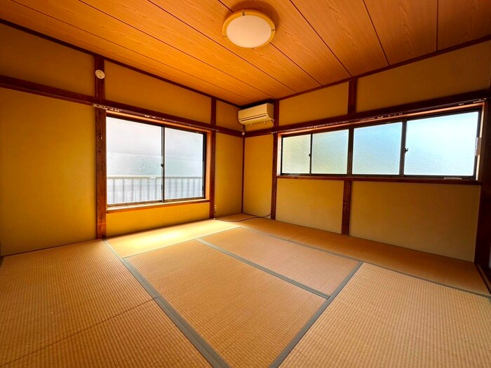 物件内観写真8　(居室)