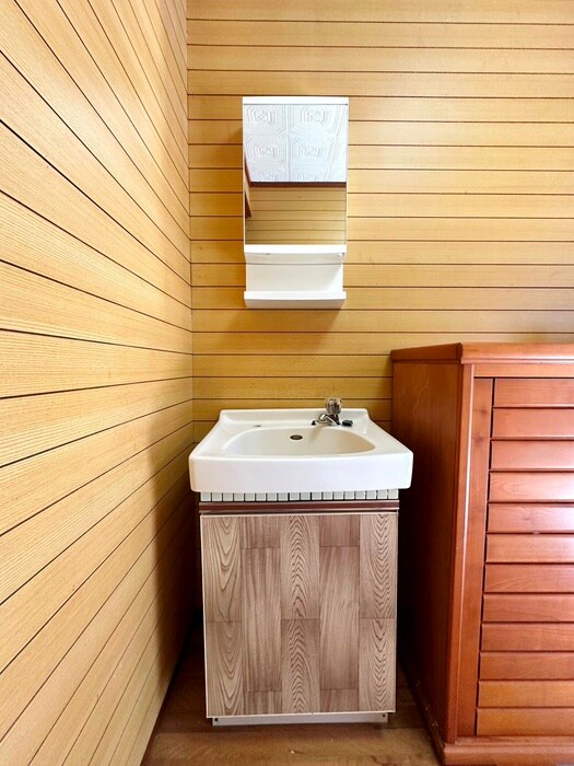 物件内観写真12　(洗面)