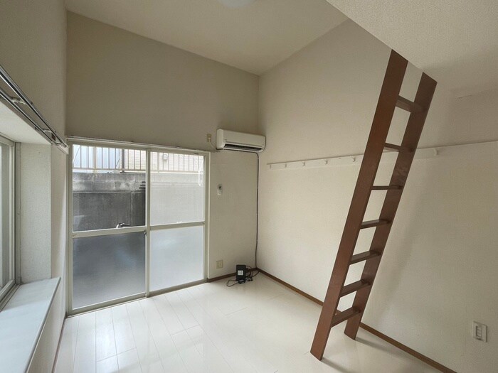 物件内観写真7　(居室)