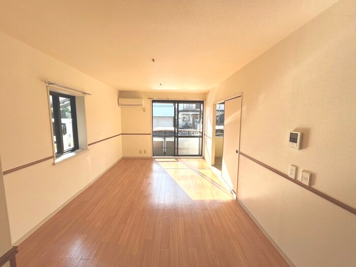 物件内観写真10　(居室)