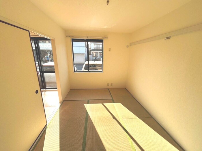 物件内観写真11　(居室)